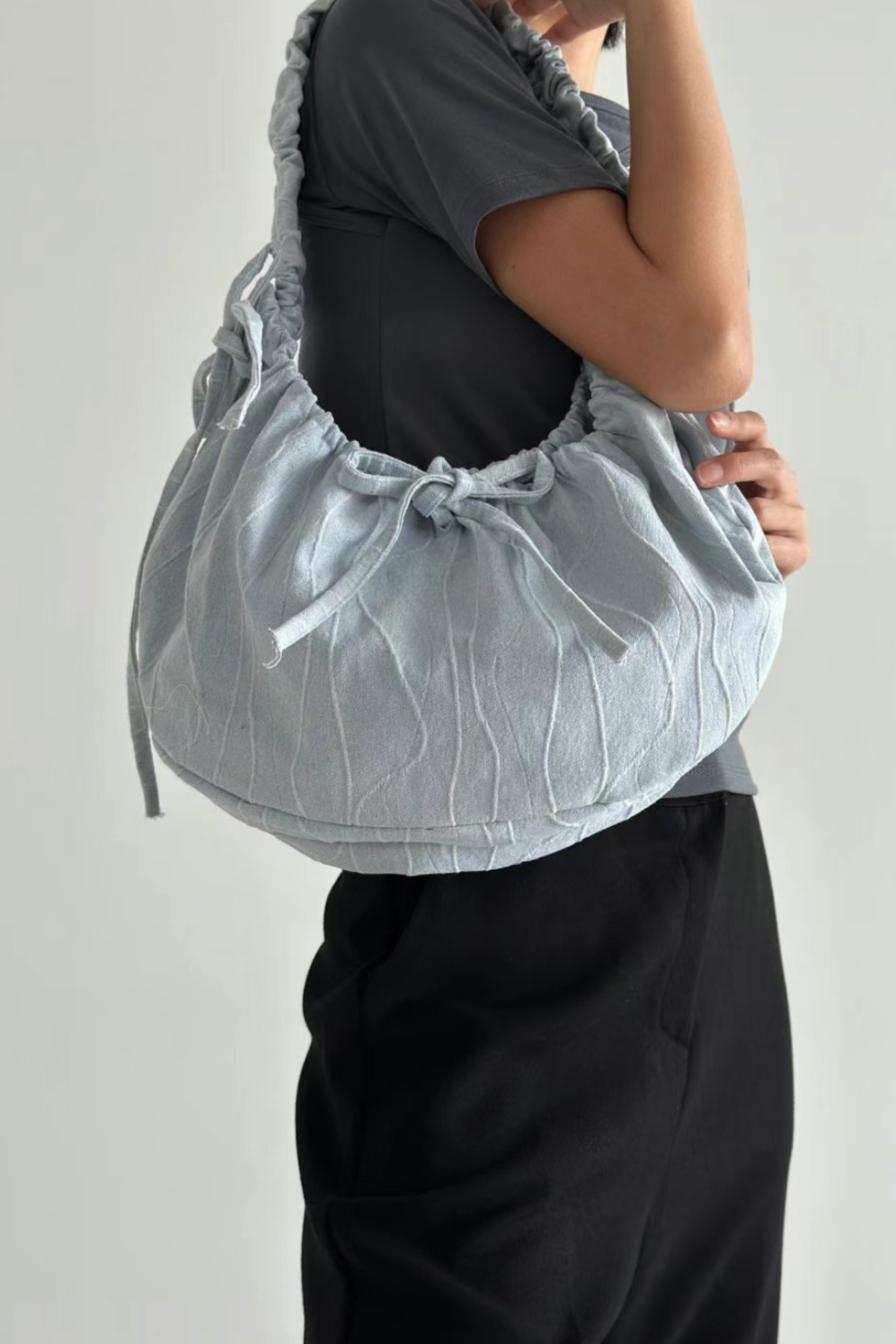 Denim ribbon bag