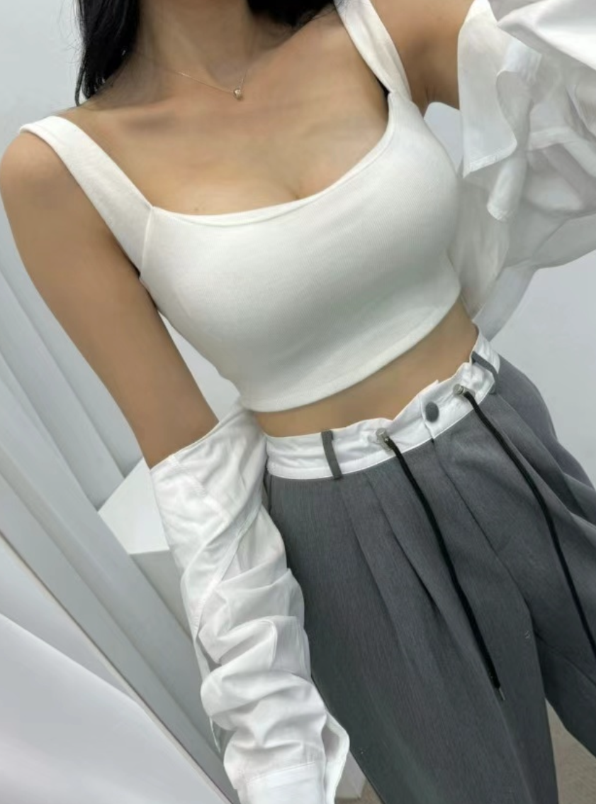 大方領bra top