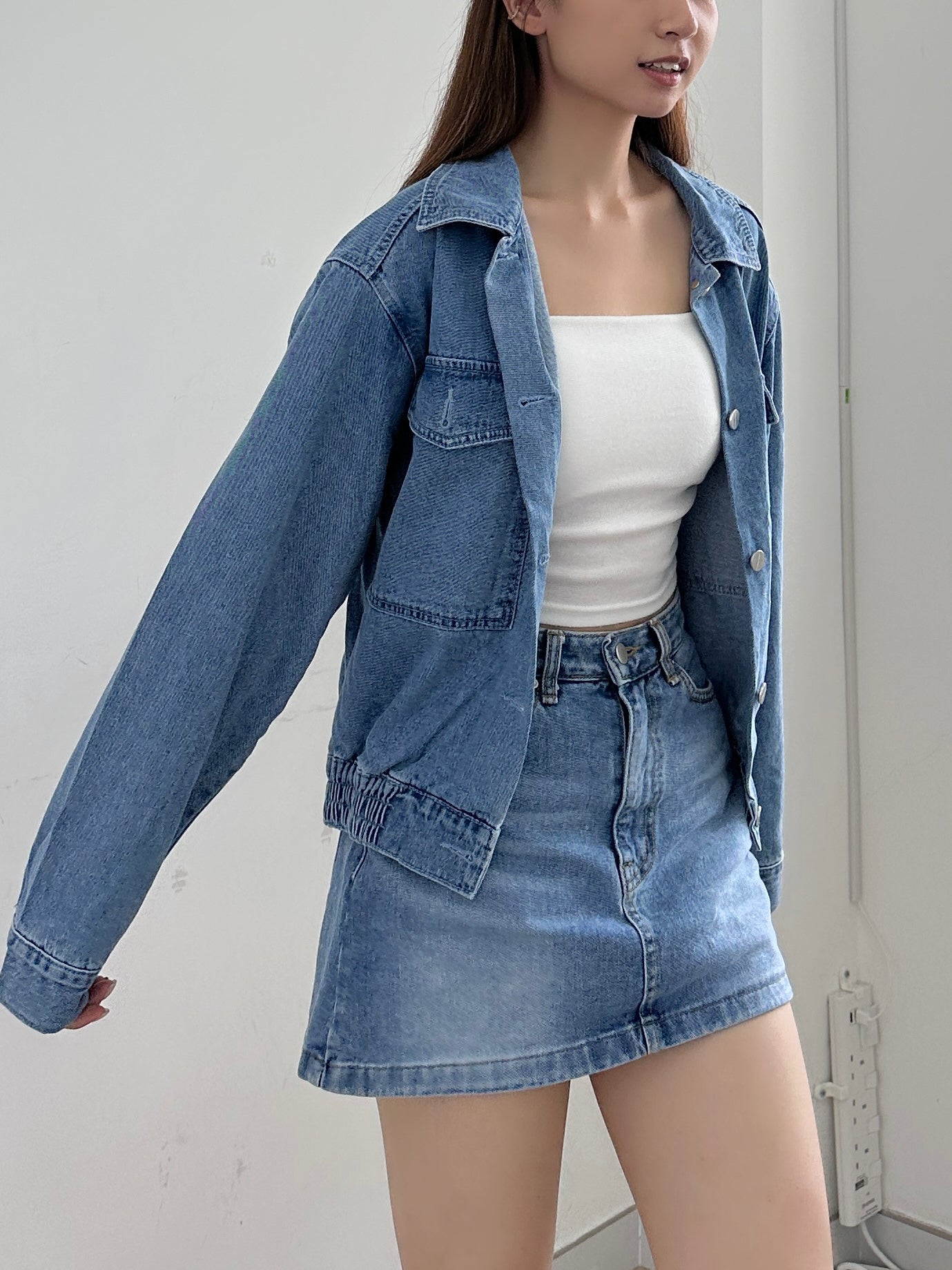 The denim skirt